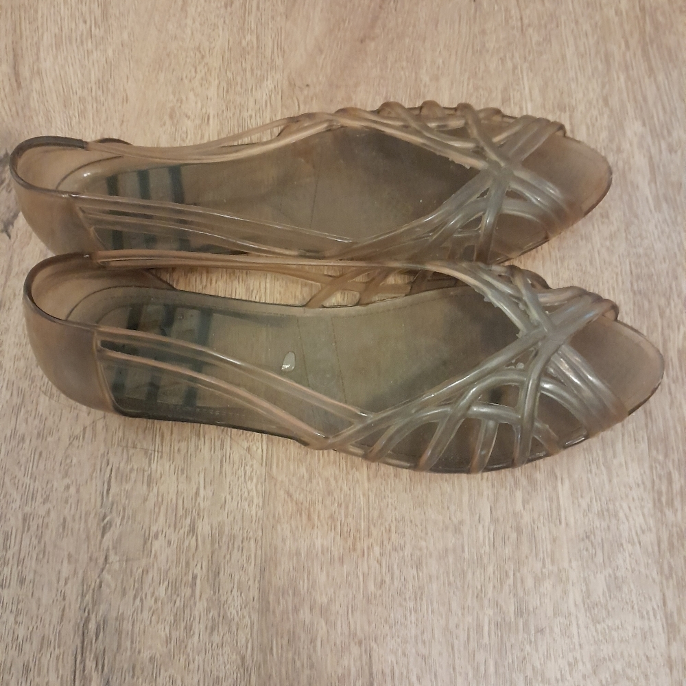 Jelly shoes